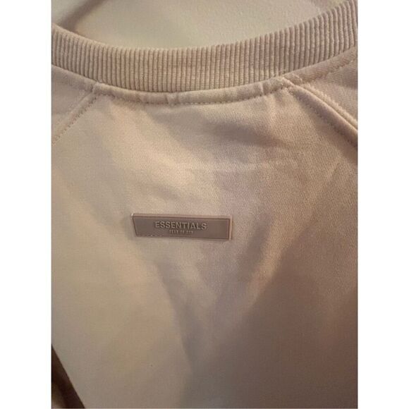 Essentials 1977 Sweatshirt - Picture 4 of 4